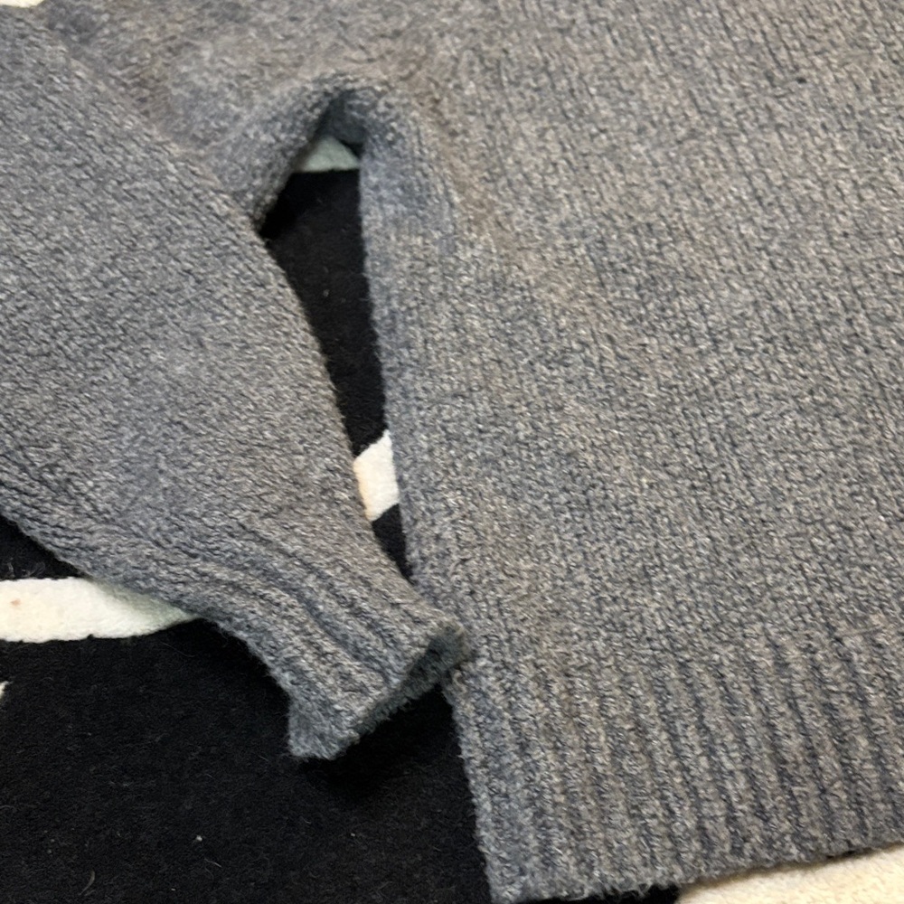 Banana Republic Charcoal Chunky Knit Pullover - Picture 4 of 6
